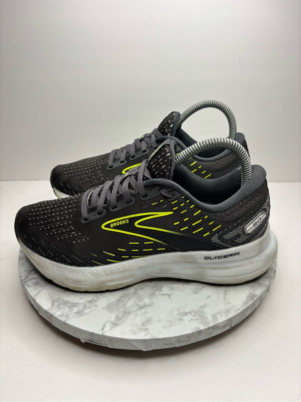 Size 7.5- Brooks Glycerin 20 Running Shoes Lace Up Low Top Gray Yellow White